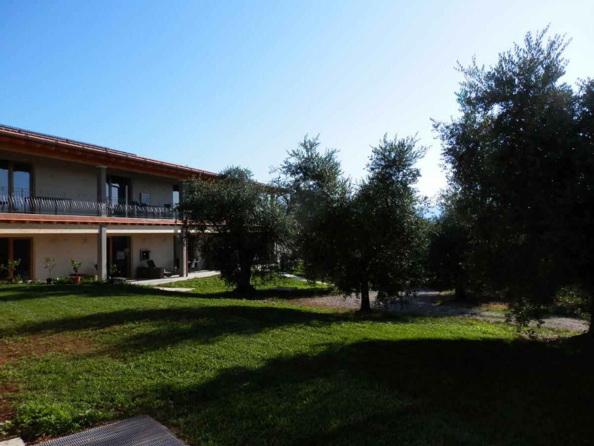 Agriturismo Fioralba ポルペナッツェ・デル・ガルダ エクステリア 写真